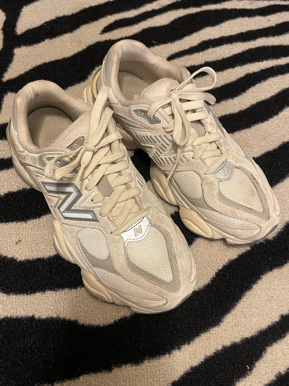 New Balance Women’s Cream/Tan Mesh & Suede Sneakers